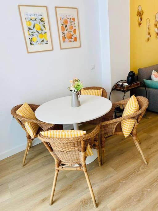 バレンシアBeautiful And Charming Loft In Russafa Sohoアパートメント エクステリア 写真