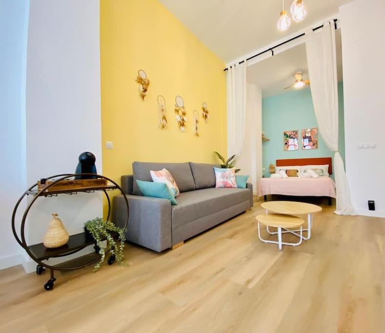 バレンシアBeautiful And Charming Loft In Russafa Sohoアパートメント エクステリア 写真