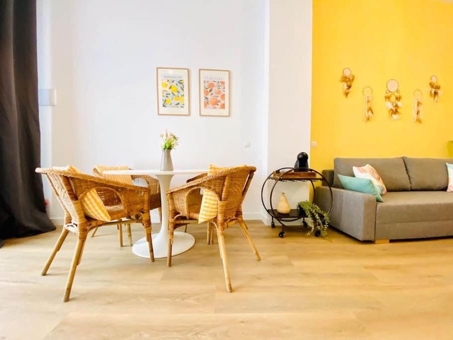 バレンシアBeautiful And Charming Loft In Russafa Sohoアパートメント エクステリア 写真